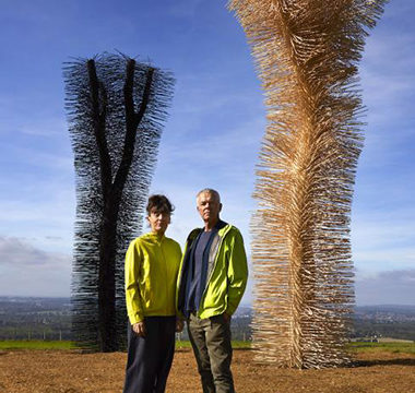 Ackroyd & Harvey s’engagent avec Ash to Ash